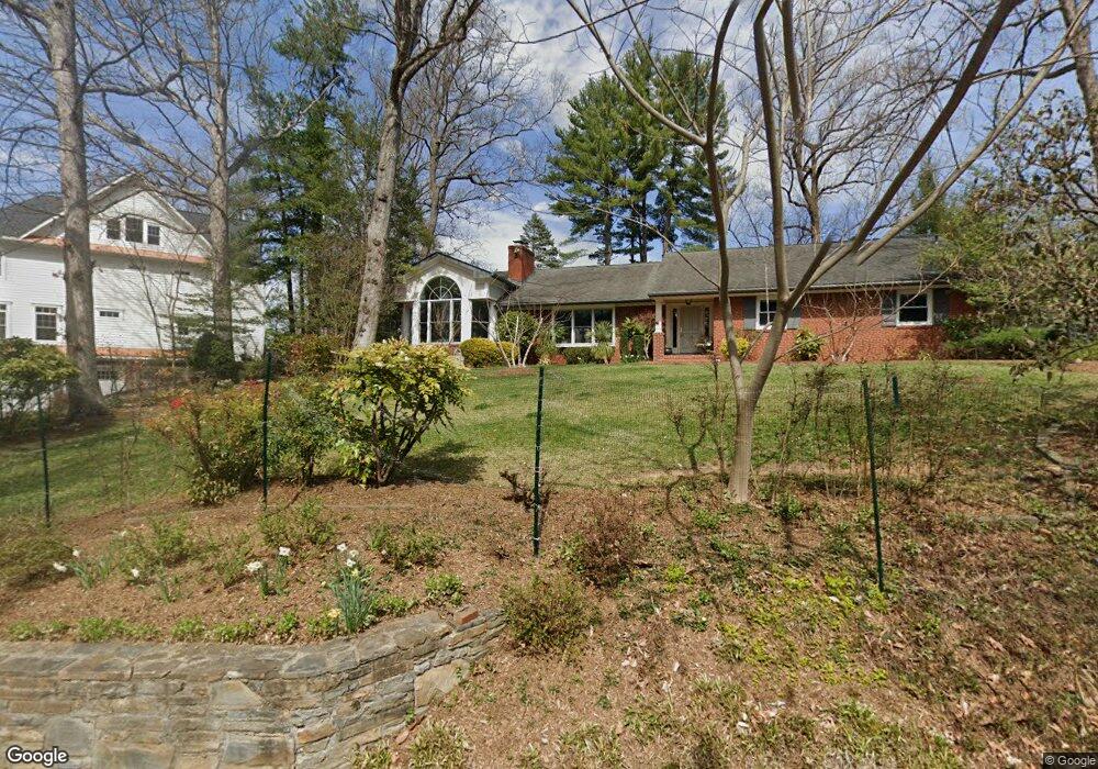 5944 Oakdale Rd, McLean, VA 22101 - photo 1