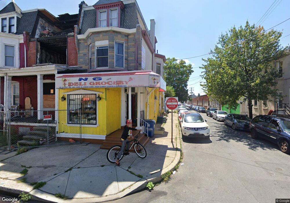 926 Perry St, Reading, PA 19604 - photo 1