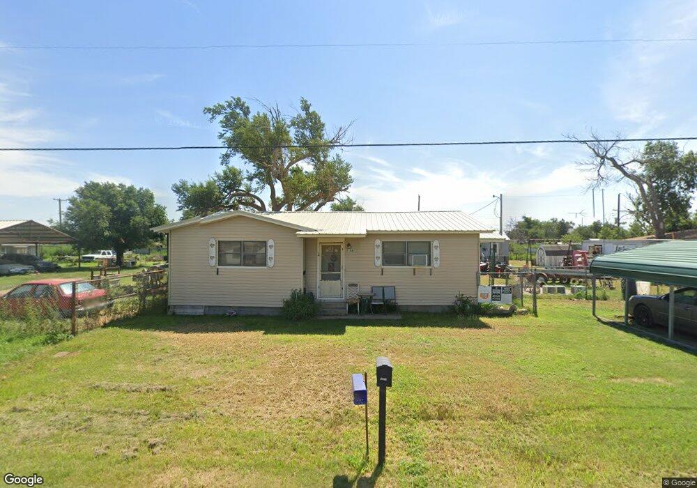 3106 Fisher St, Plainview, TX 79072 - photo 1
