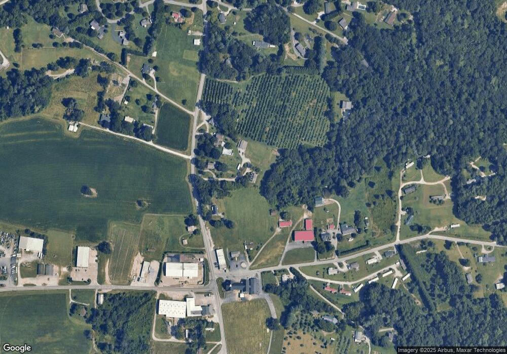 132 Ridge Rd, Hendersonville, NC 28792 - photo 1