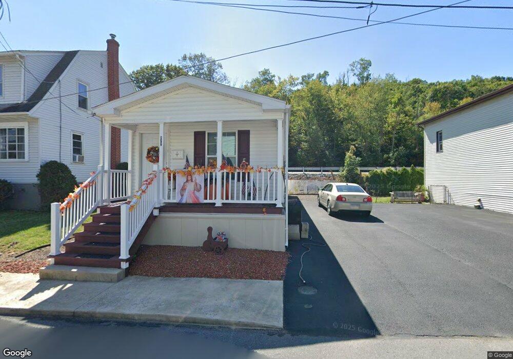 822 Lott St, Coal Township, PA 17866 - photo 1