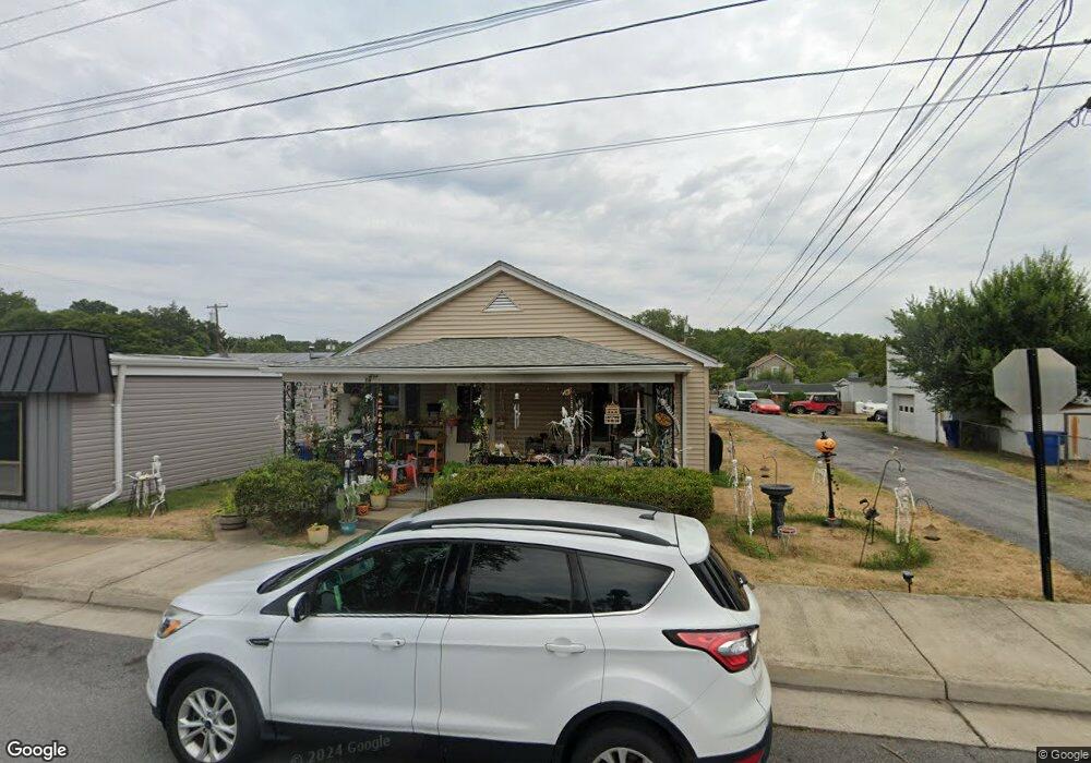 112 E 8th St, Front Royal, VA 22630 - photo 1