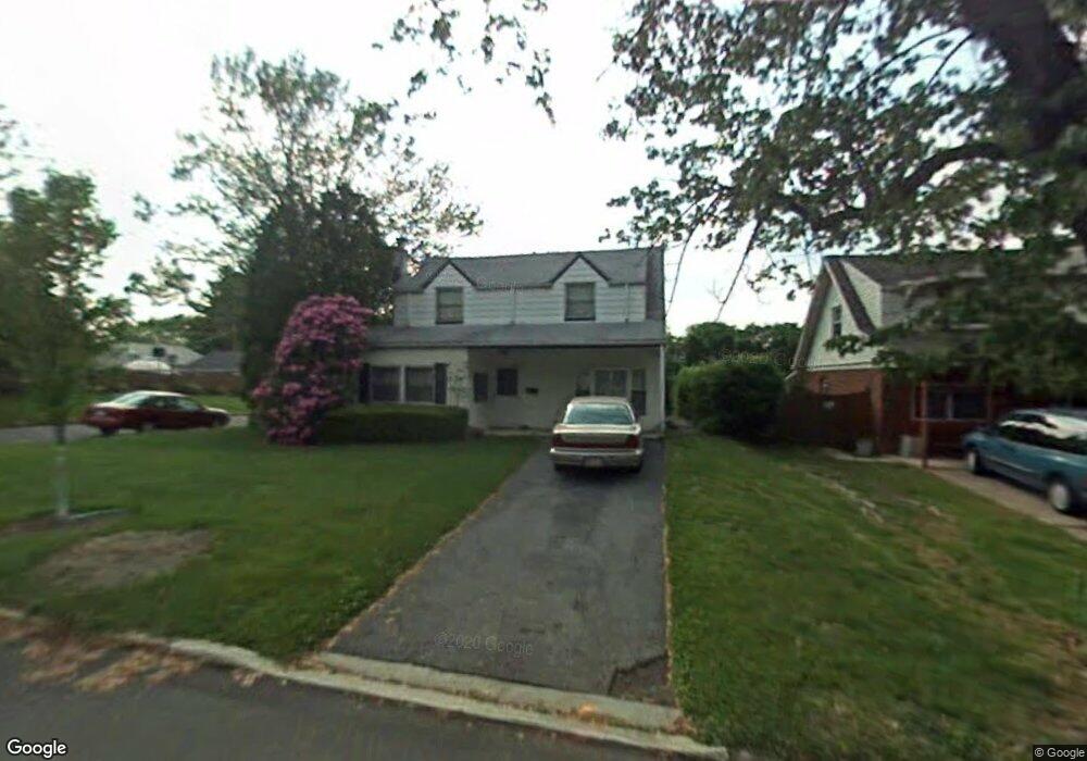 703 Fernwood St, Emmaus, PA 18049 - photo 1