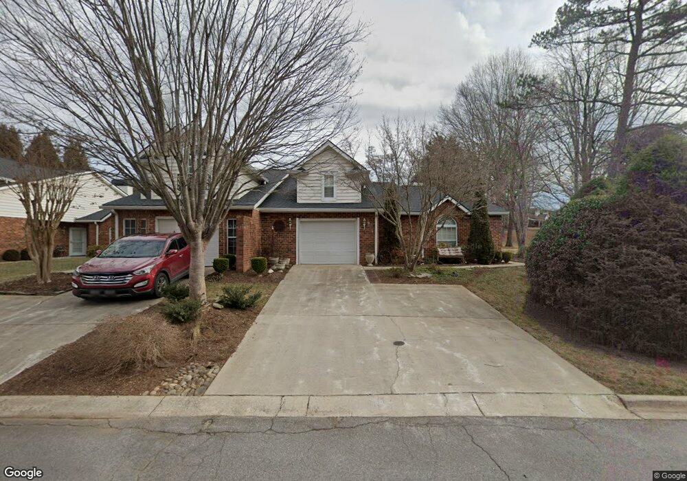 42 Lake Pointe Cir, Hendersonville, NC 28792 - photo 1