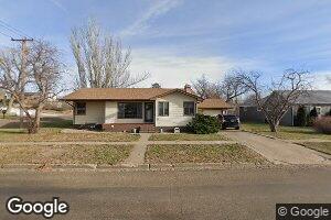 300 10th St S, Hettinger, ND 58639