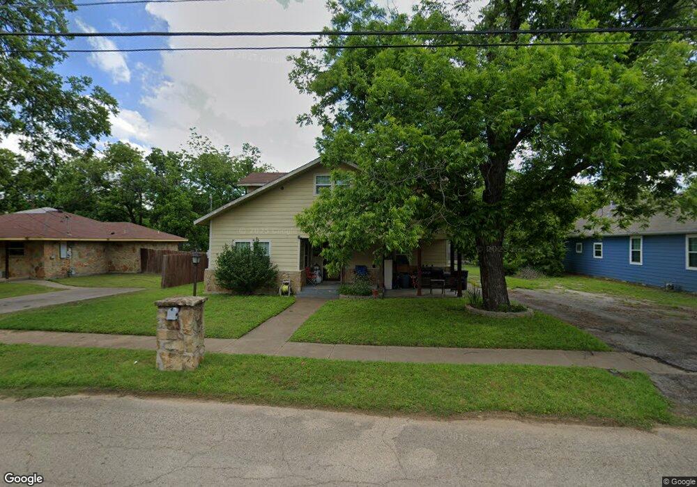 204 Madison St, Cleburne, TX 76033 - photo 1