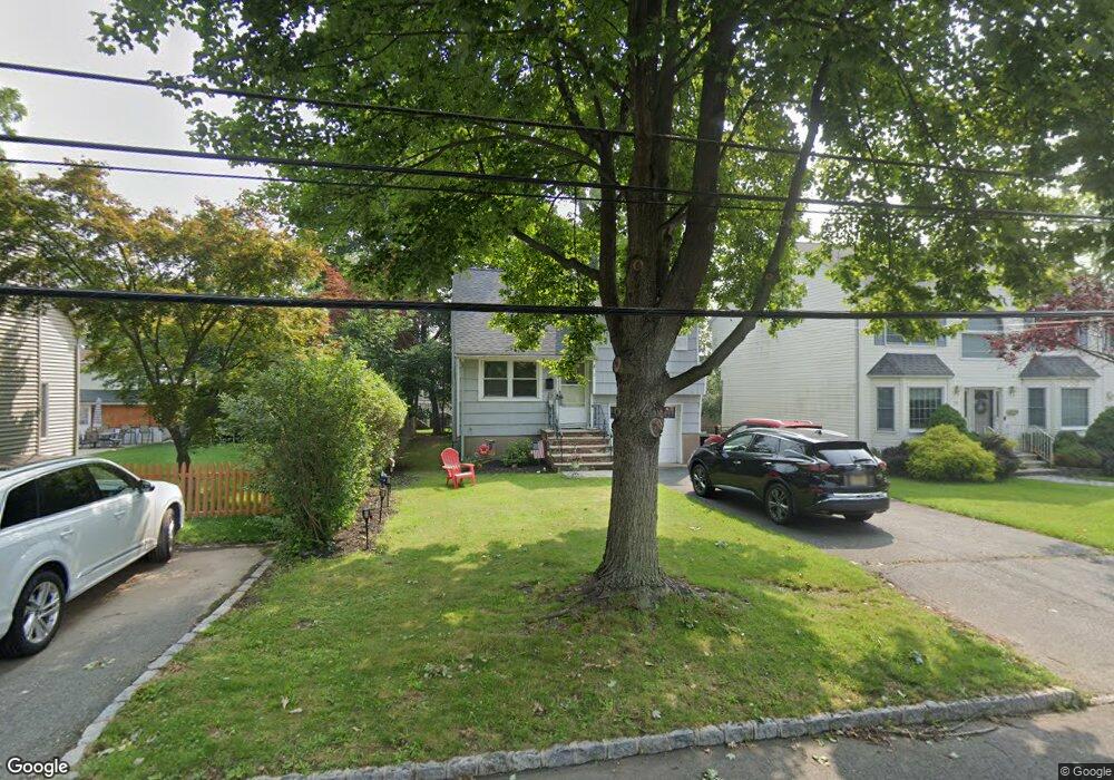 76 Alpine Rd, Parsippany, NJ 07054 - photo 1