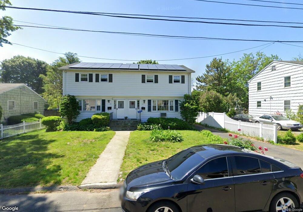 85 Corinthian Ave, Stratford, CT 06615 - photo 1