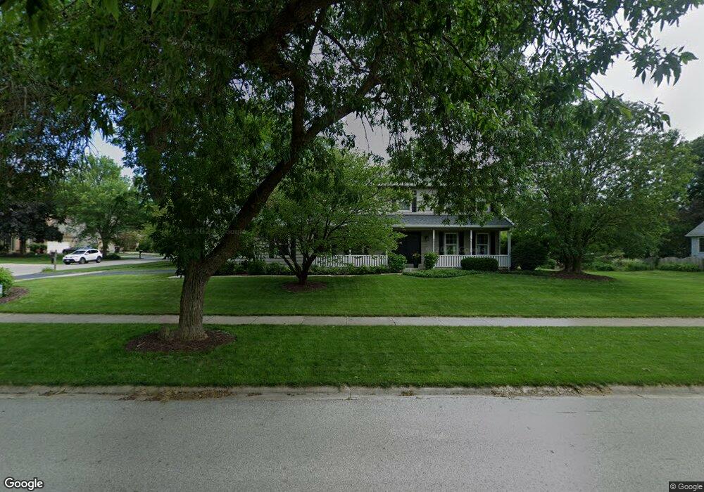 300 Redstart Rd, Naperville, IL 60565 - photo 1