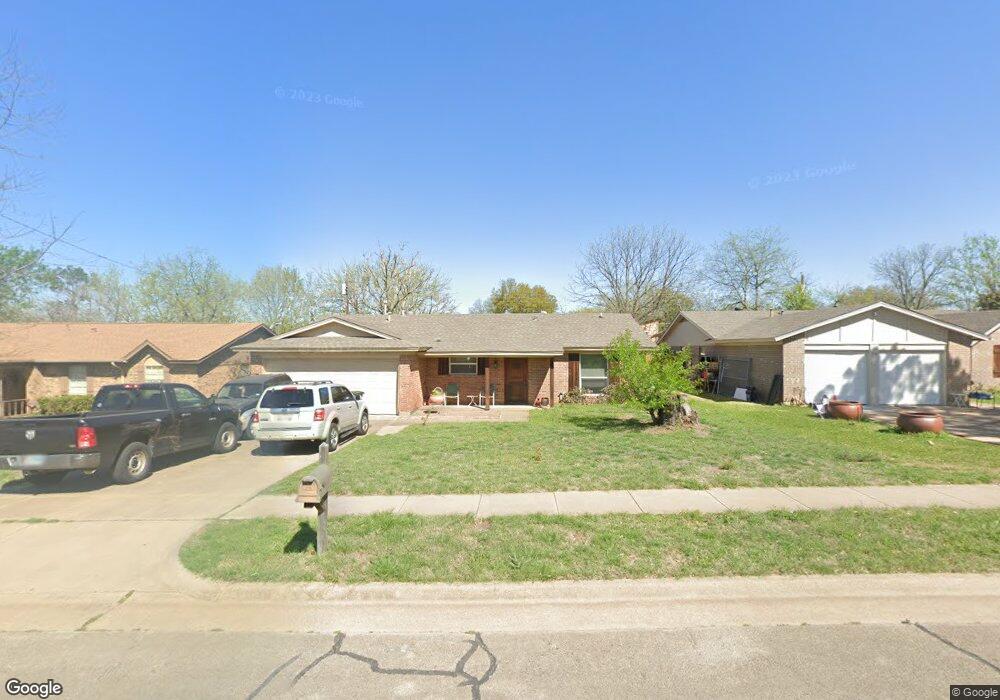 1412 Mimosa St, Cleburne, TX 76033 - photo 1