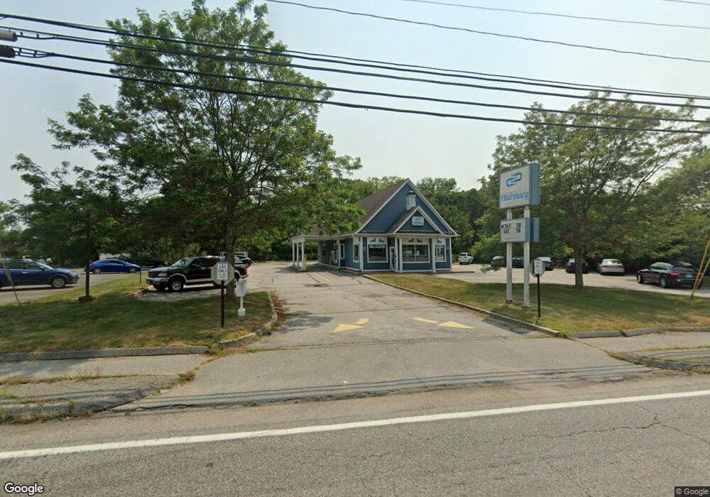 92 Boston Post Rd, Waterford, CT 06385 - photo 1