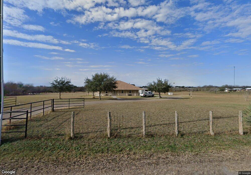 2255 Wofford Ln, Beeville, TX 78102 - photo 1