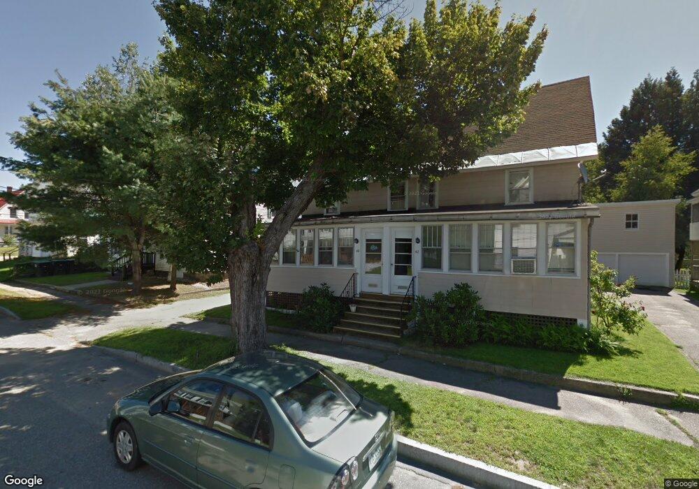 40 Elkins St, Franklin, NH 03235 - photo 1