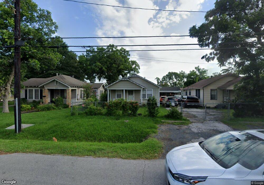 519 Lindale St, Houston, TX 77022 - photo 1