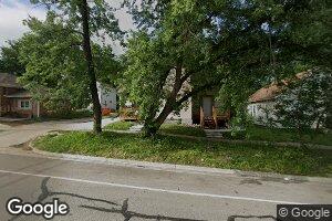 613 SW 4th St, Topeka, KS 66603