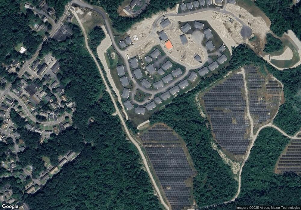 92 Secluded Ct unit 11, Whitinsville, MA 01588 - photo 1