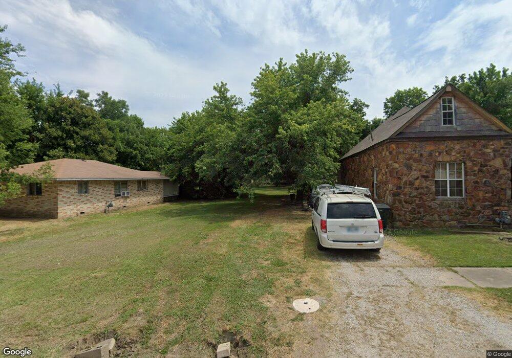 114 Cherokee Ave, Skiatook, OK 74070 - photo 1