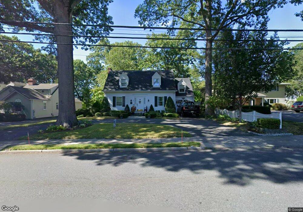 285 N Farview Ave, Paramus, NJ 07652 - photo 1