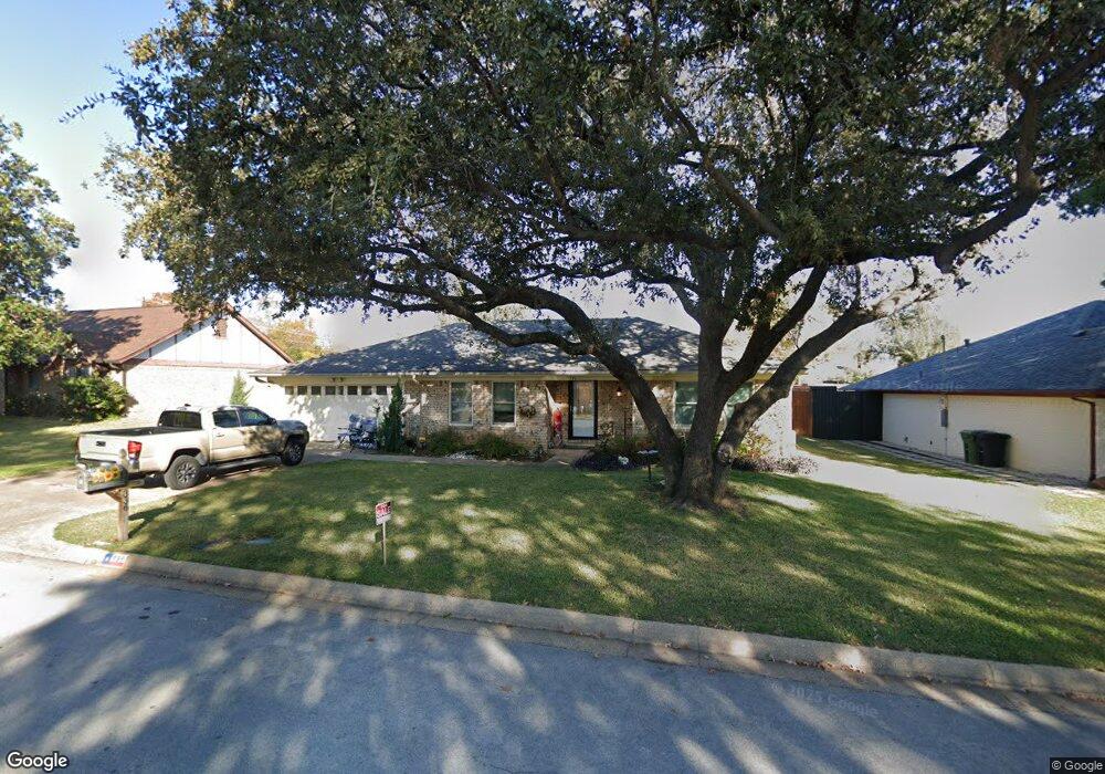 336 Stratford Dr, Hurst, TX 76054 - photo 1