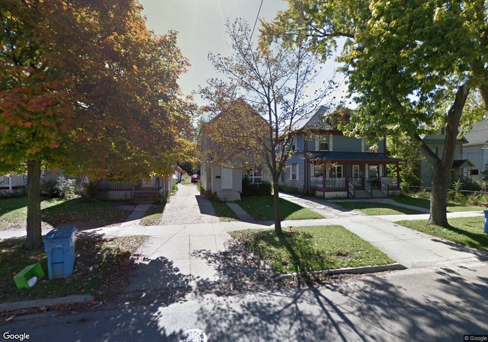 927 W Genesee St, Lansing, MI 48915 - photo 1