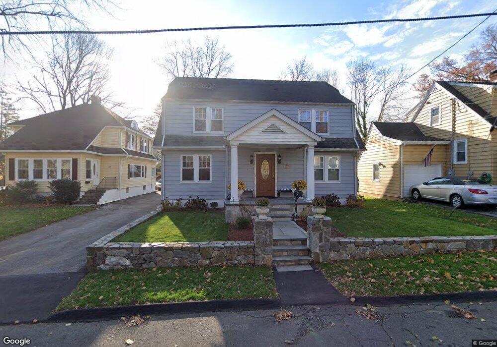 25 Olmstead Place, Norwalk, CT 06855 - photo 1