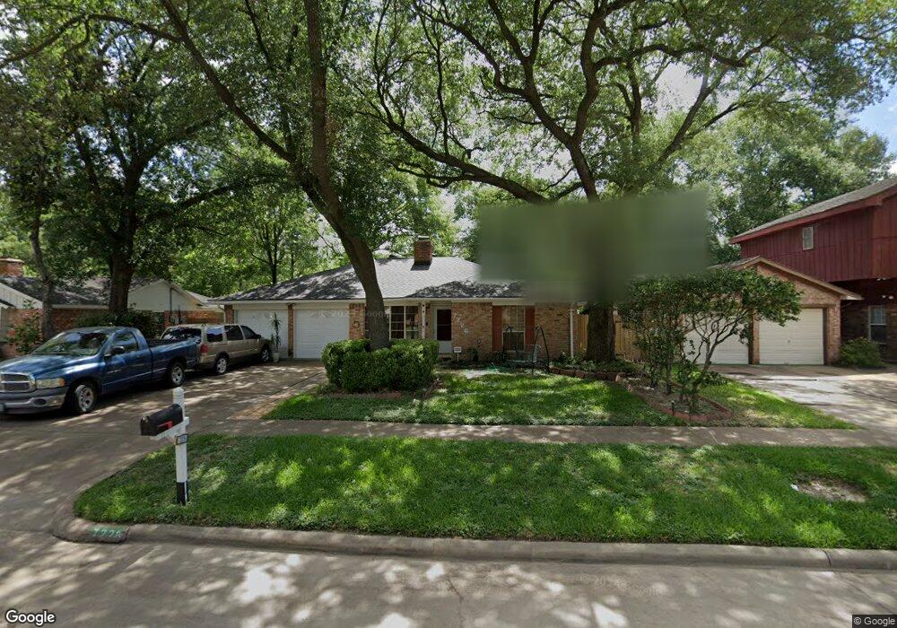 7226 Leaning Oak Dr, Houston, TX 77088 - photo 1