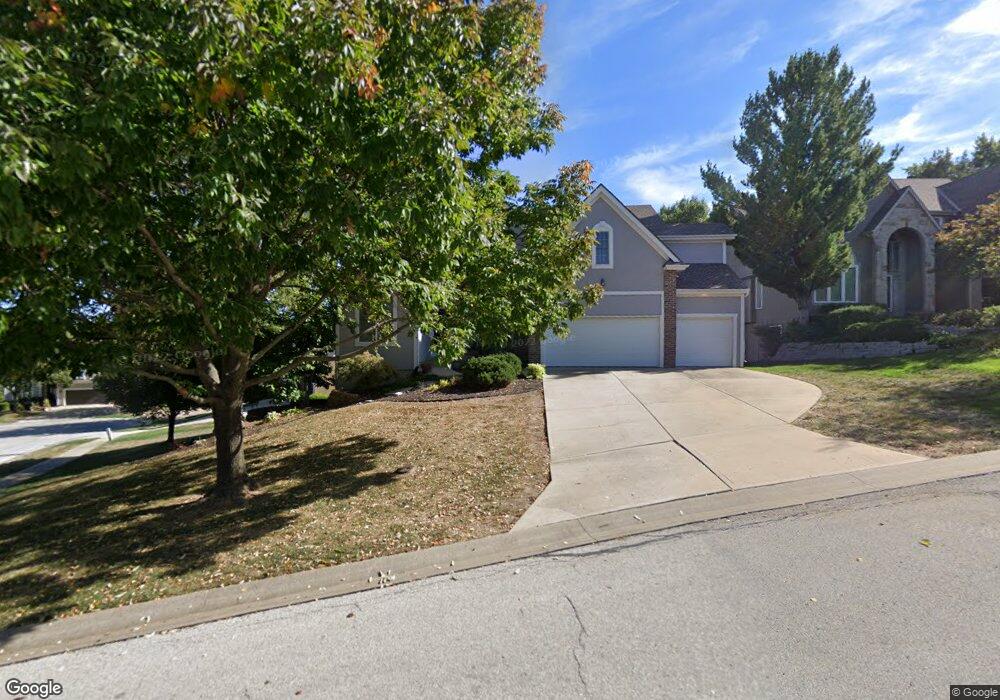 7021 Alden St, Shawnee, KS 66216 - photo 1