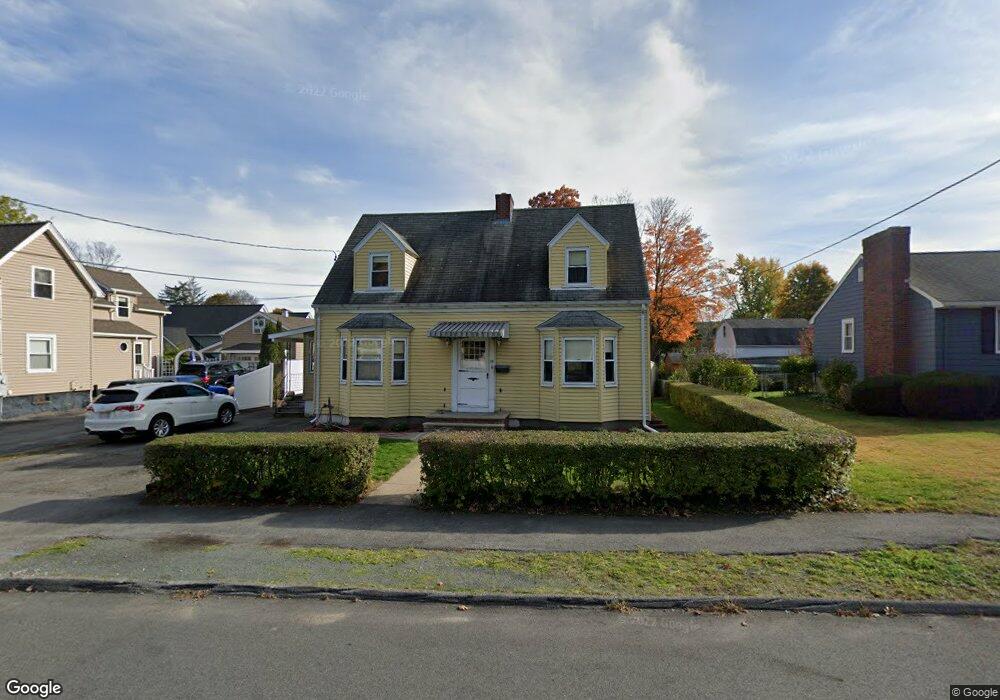 10 Cottage St, Wakefield, MA 01880 - photo 1