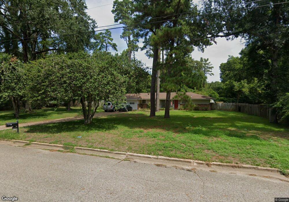 332 Meadowbrook Dr, Nacogdoches, TX 75964 - photo 1