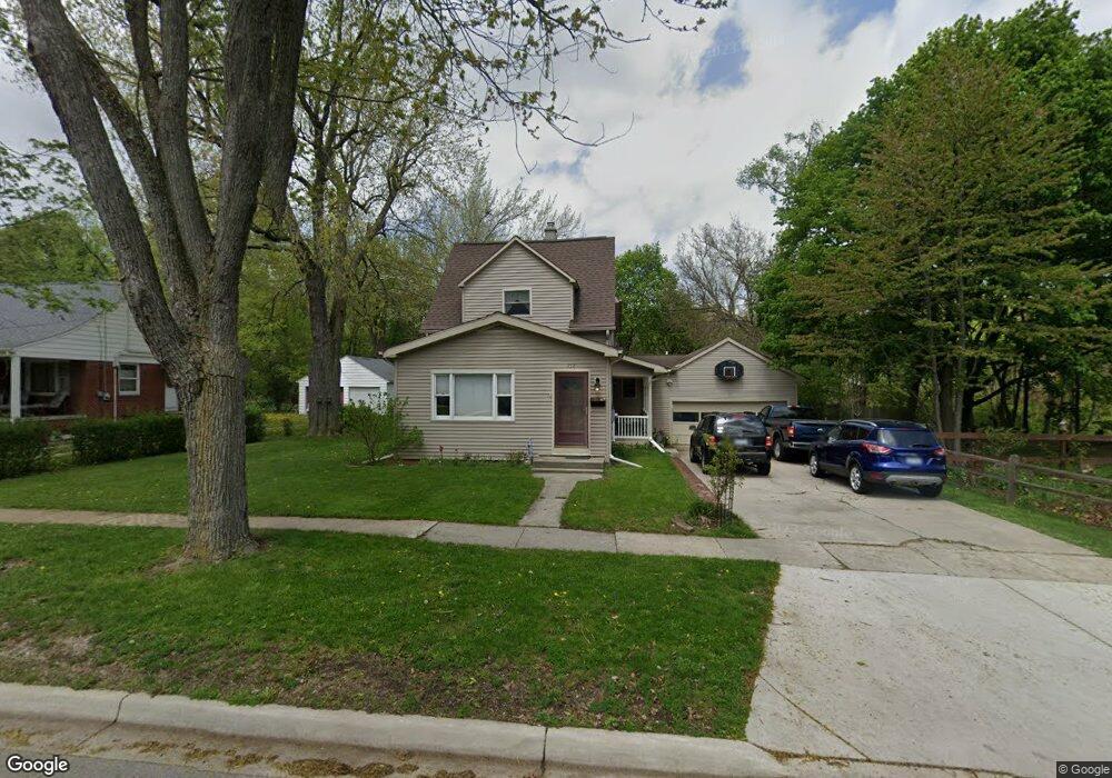 926 Vine St, Adrian, MI 49221 - photo 1