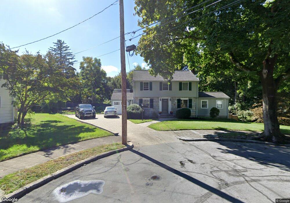 31 Ithaca Cir, Newton Lower Falls, MA 02462 - photo 1