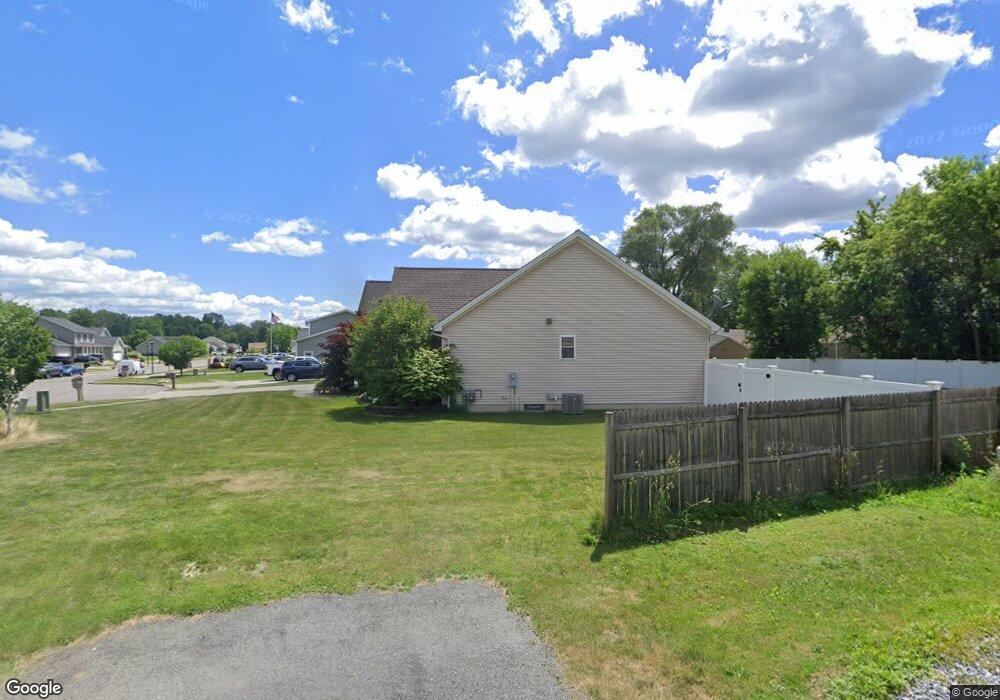 757 Daigler Dr, North Tonawanda, NY 14120 - photo 1