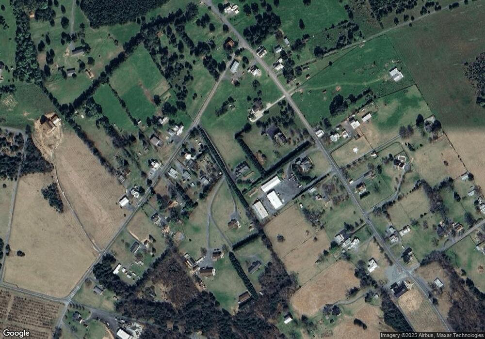 2262 Clary Rd, Strasburg, VA 22657 - photo 1