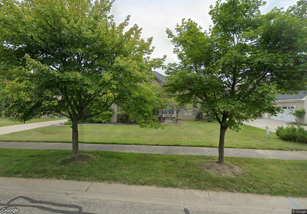 6813 Torybrooke Cir, West Bloomfield, MI 48323 - photo 1
