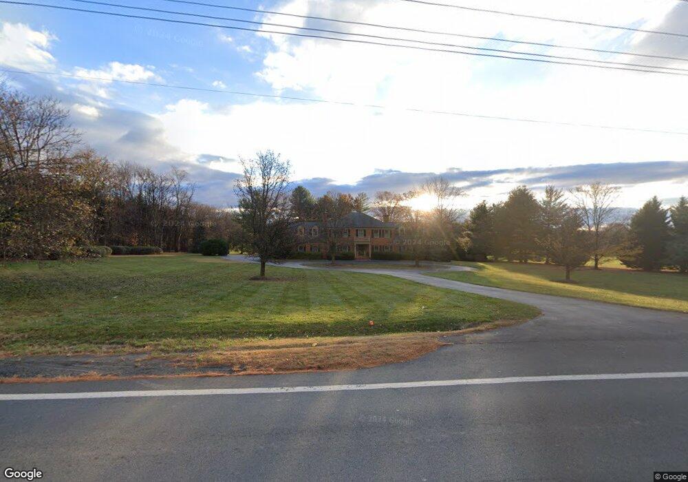 19372 Evergreen Mills Rd, Leesburg, VA 20175 - photo 1