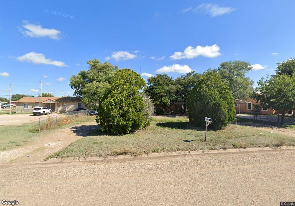 224 N Porter Ave, Dumas, TX 79029 - photo 1
