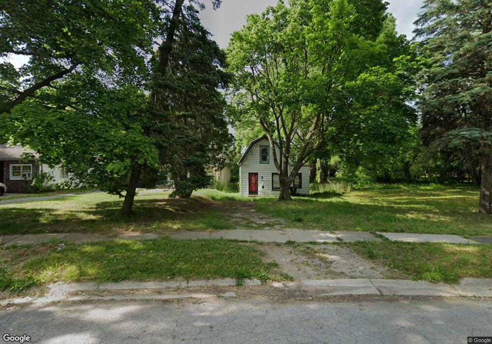 2405 Beechwood Dr, Flint, MI 48506 - photo 1