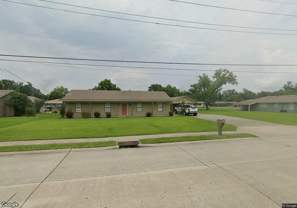 1608 W Sale Rd, Lake Charles, LA 70605 - photo 1