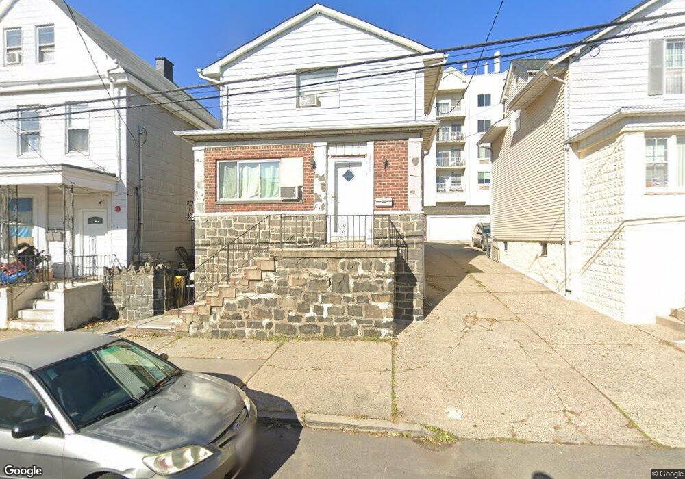 319 3rd St, Fairview, NJ 07022 - photo 1