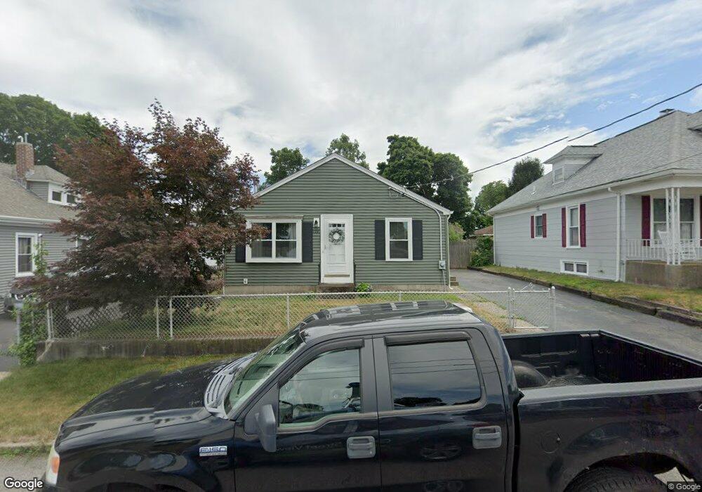 119 Bristol Ave, Pawtucket, RI 02861 - photo 1