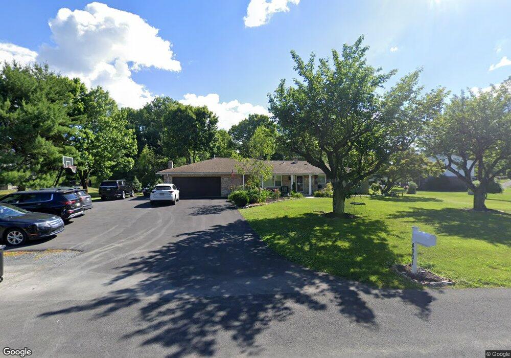 4001 Lilac Rd, Allentown, PA 18103 - photo 1