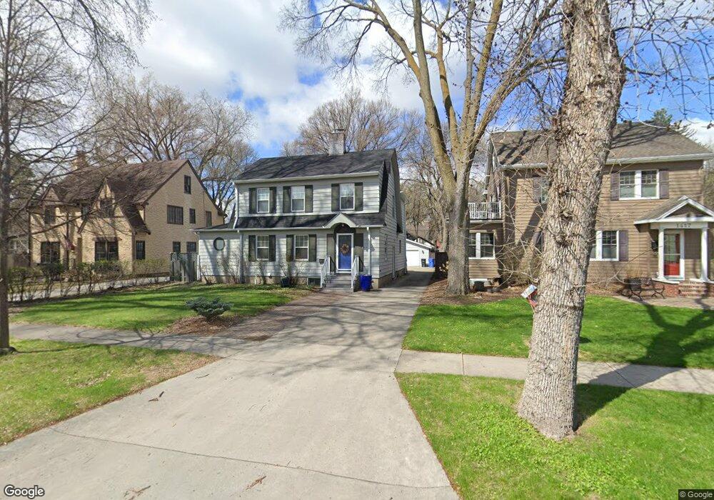 1421 8th St S, Fargo, ND 58103 - photo 1