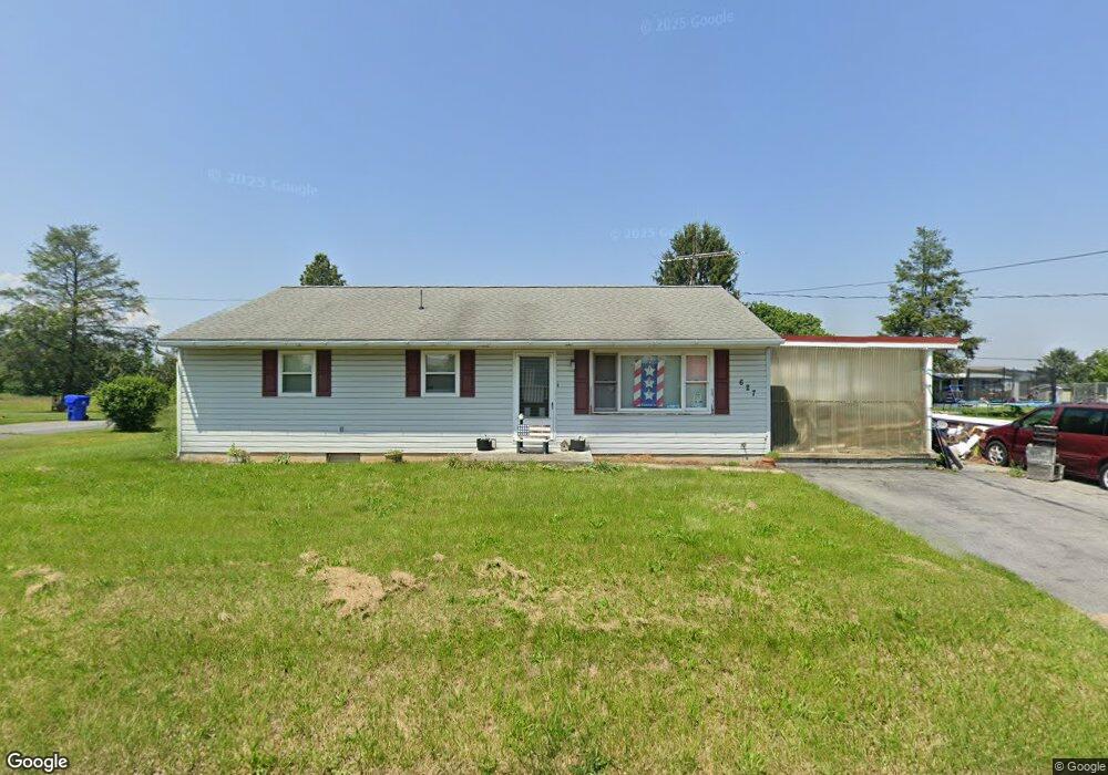 627 Hamilton Ave, Chambersburg, PA 17202 - photo 1