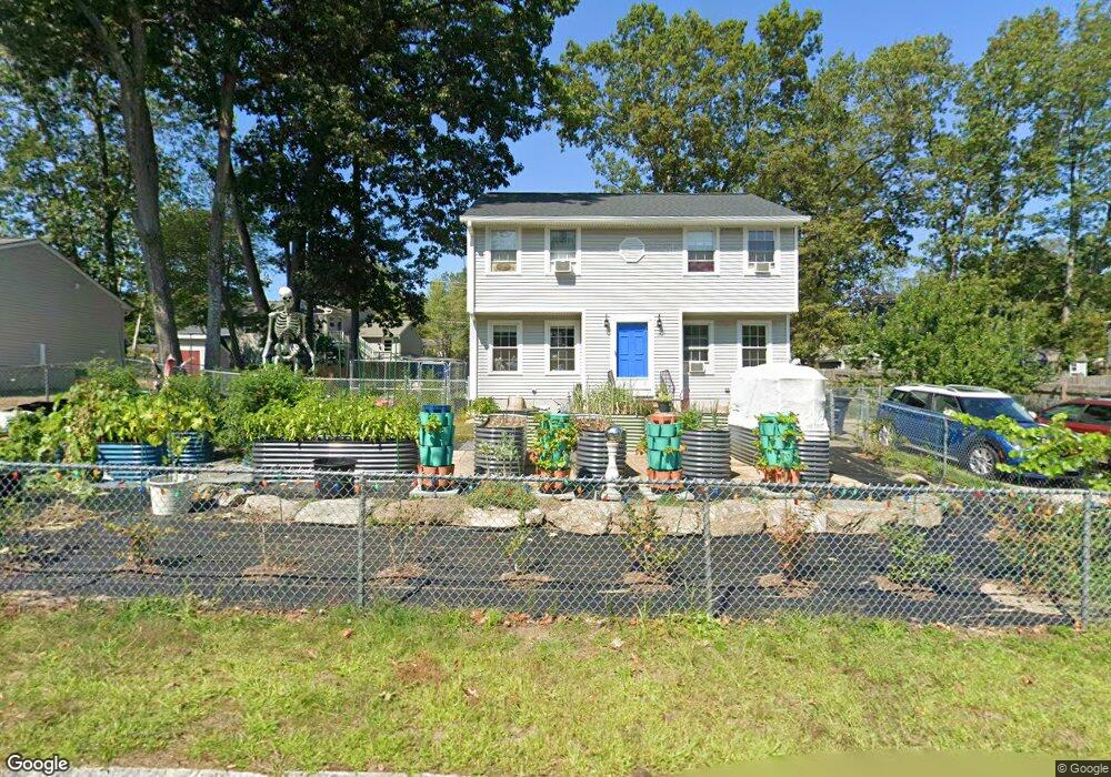 14 Custom St, Nashua, NH 03062 - photo 1