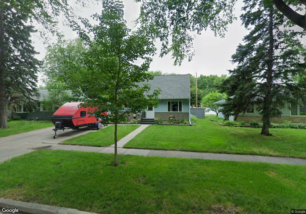 2110 8th St N, Fargo, ND 58102 - photo 1