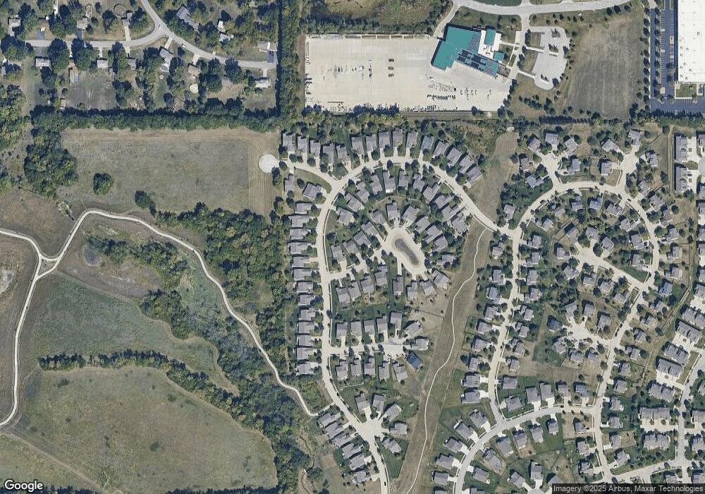 23724 W 88th St, Lenexa, KS 66227 - photo 1