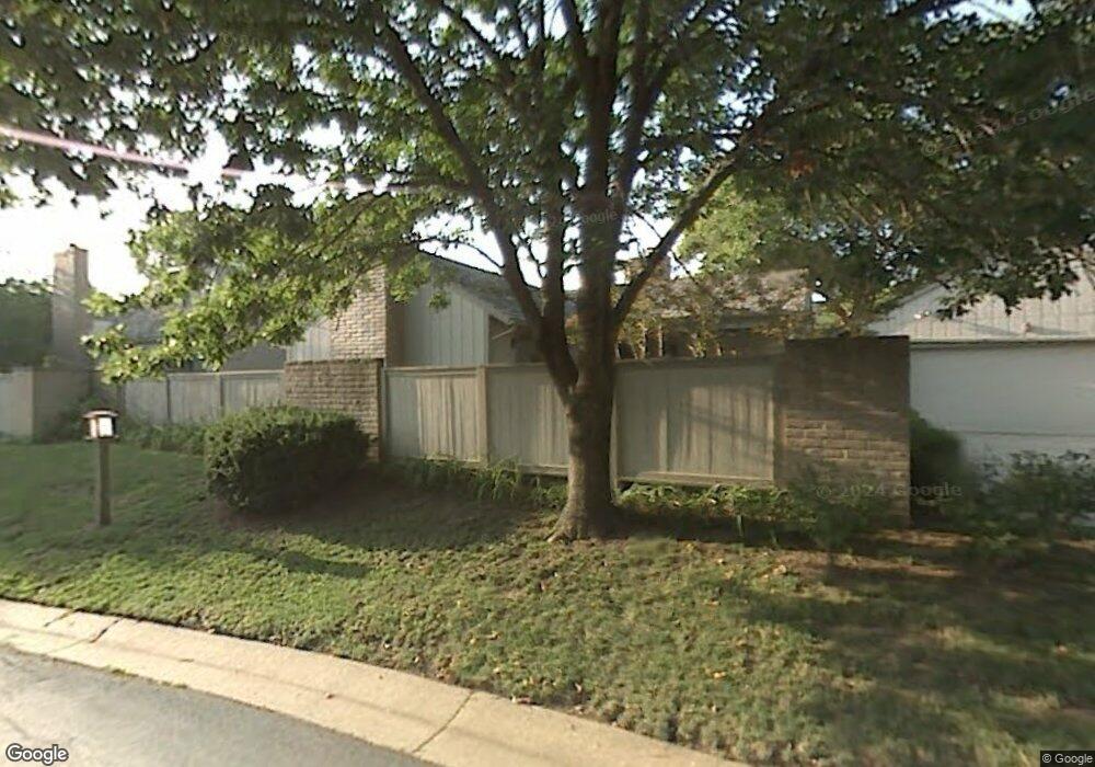 22 SW Pepper Tree Ln, Topeka, KS 66611 - photo 1