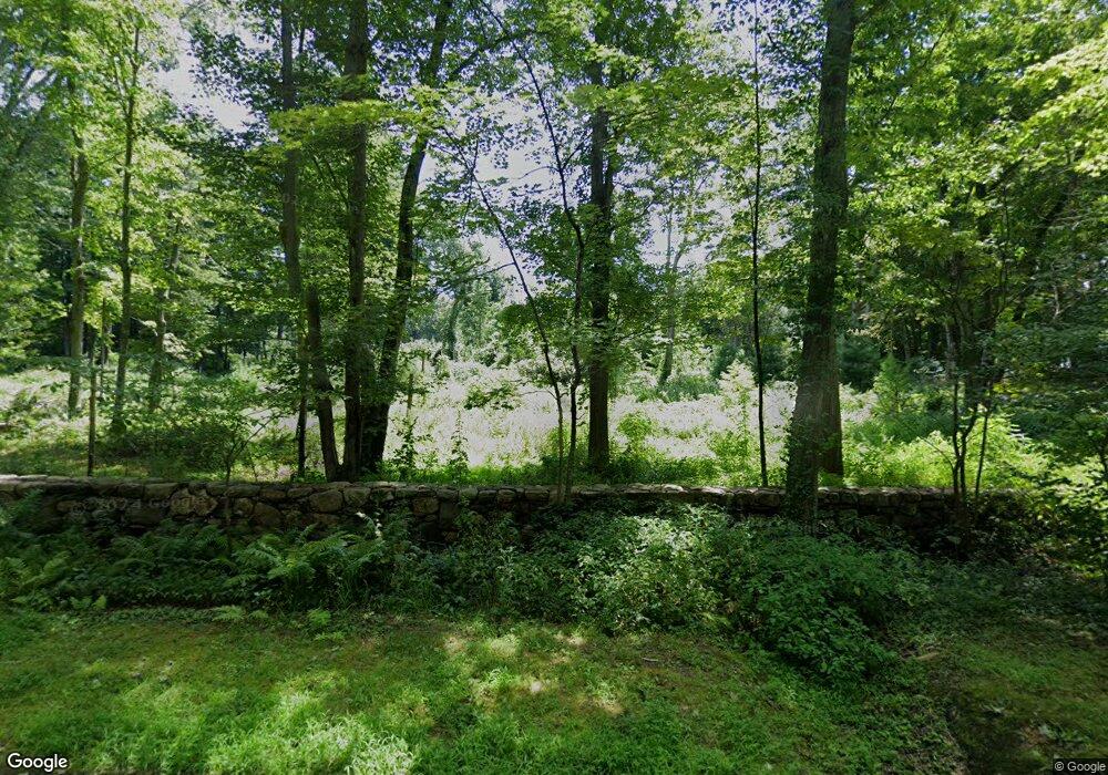 10 Tantummaheag Rd, Old Lyme, CT 06371 - photo 1