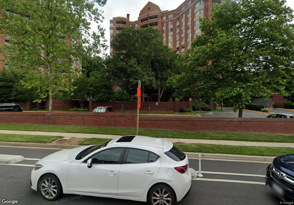 The Fallswood, Rockville, MD 20852 - photo 1