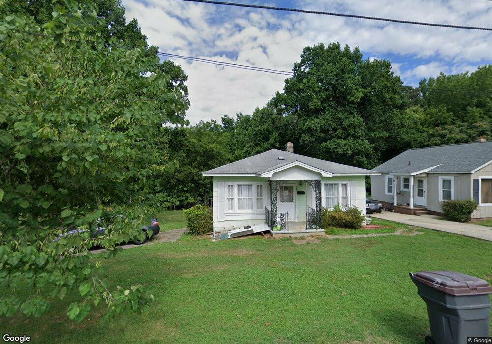 827 Robinson Cir, Reidsville, NC 27320 - photo 1